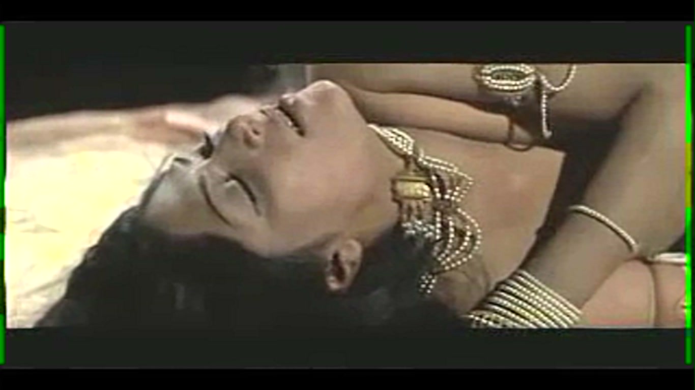 1366px x 768px - Simi Grewal | Nude Sex with Shashi Kapoor | Sidhhartha | Masala4u's Video  Blog